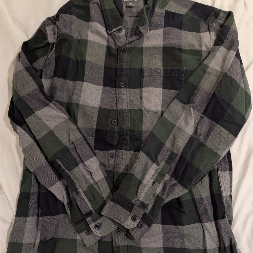 Eddie Bauer Men's Forest and Charcoal Plaid Shirt